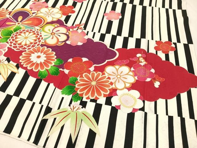  平和屋着物 豪華振袖 駒刺繍 雲取り花文 金彩 正絹 vp 振袖 着物