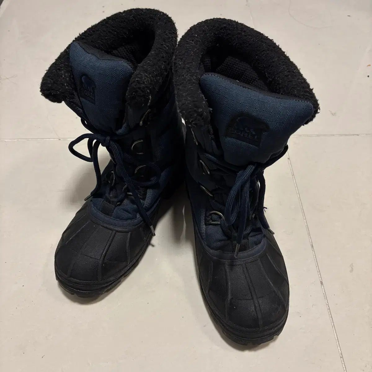 SOREL ソレル ネイビー ブラック シープスキン 防寒 ブーツ 245