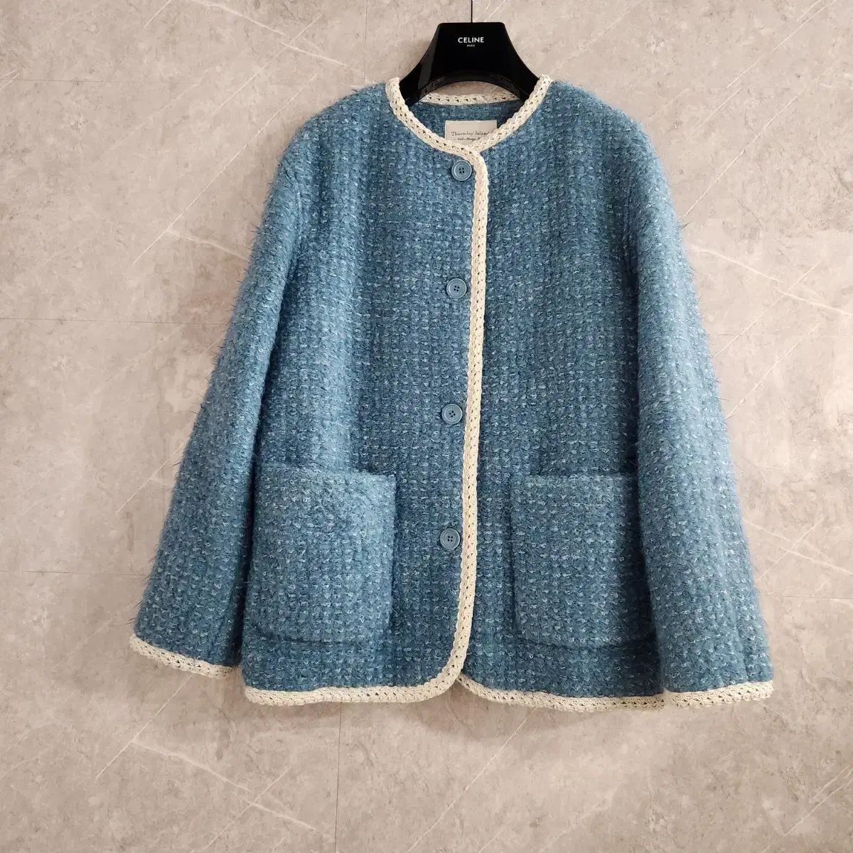 サースデーアイランド ジャケット