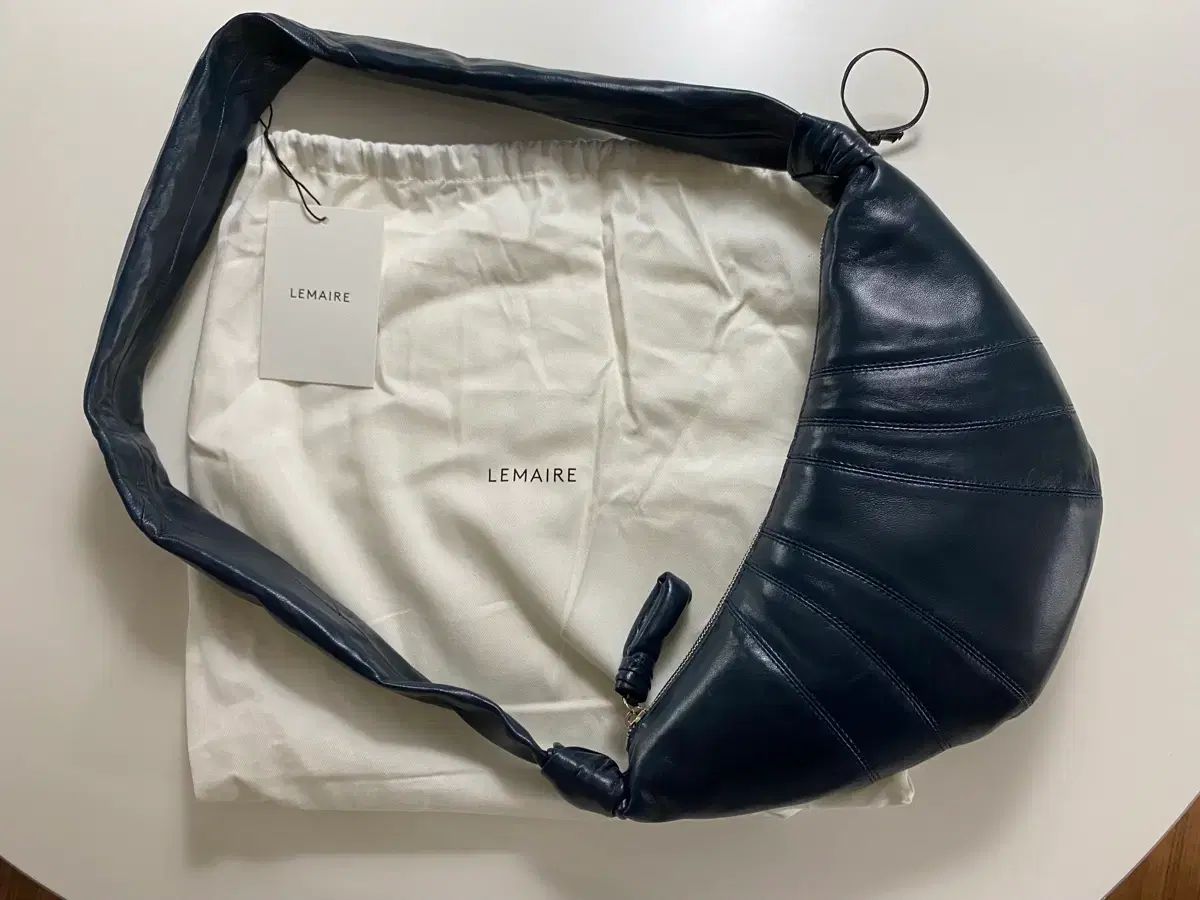 ルメール 범백 スモール クルーアサンバッグ ミッドナイト グリーン