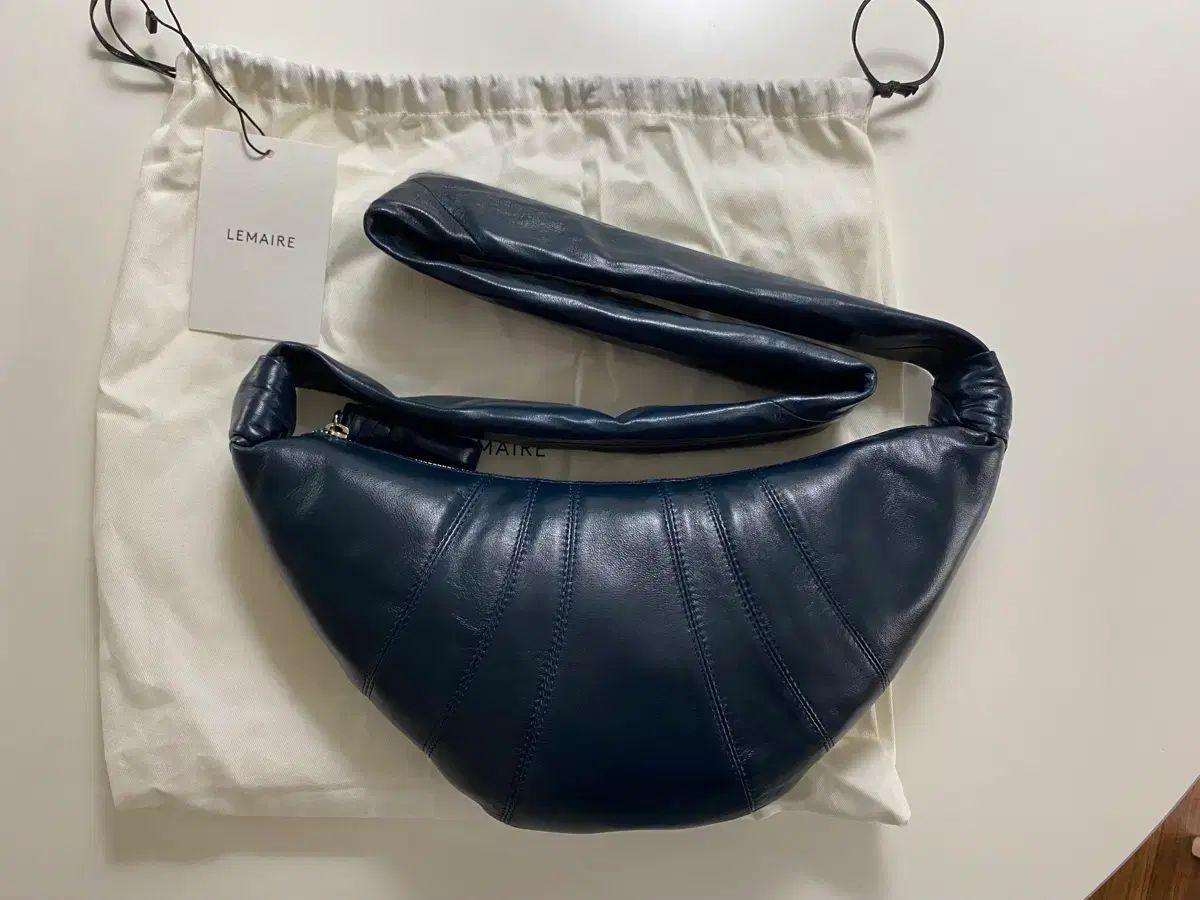 ルメール 범백 スモール クルーアサンバッグ ミッドナイト グリーン