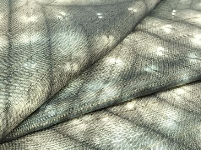 平和屋着物 菅原工房 菅原結作 漢方染紬 単衣 絞り 霞文 正絹 jh