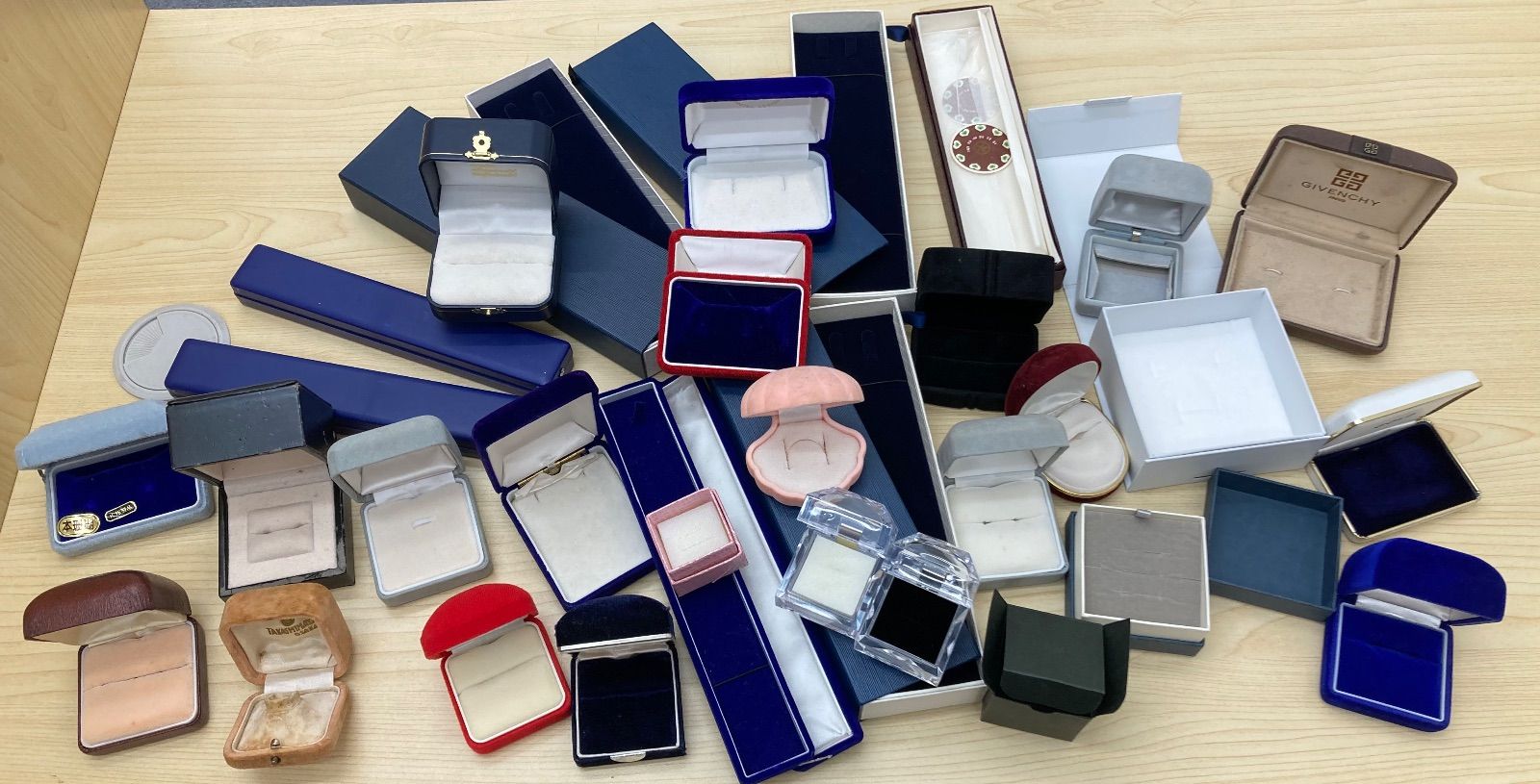 遺品整理ジュエリーボックス一式 - メルカリ