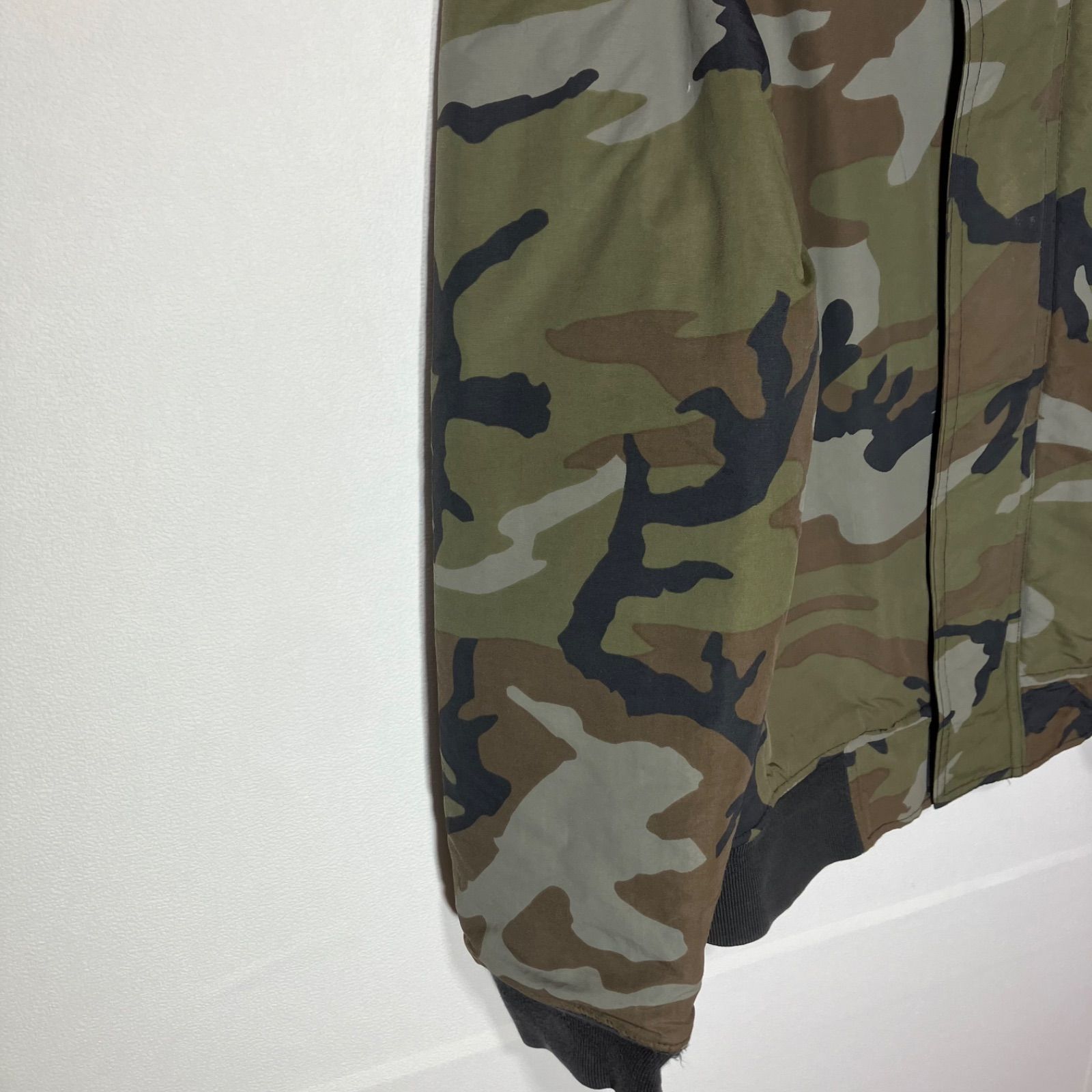 carhartt カーハート マウンテンパーカー 迷彩 ナイロンジャケット