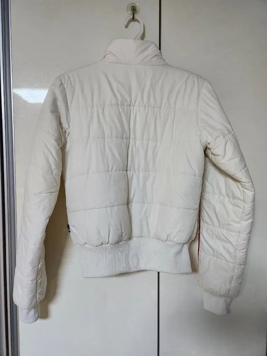 アディダス 3本線 白 ショート ダウン アウター サイズ95