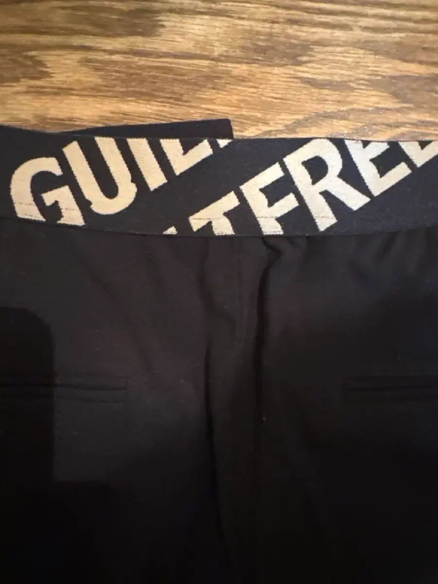 GUILT 길트프리 ブラック 起毛 ズボン