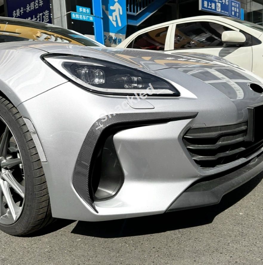 【数量限定，お買い得】 スバル BRZ 2021年以降 フロントサイドエアロフィン 外装・エアロ