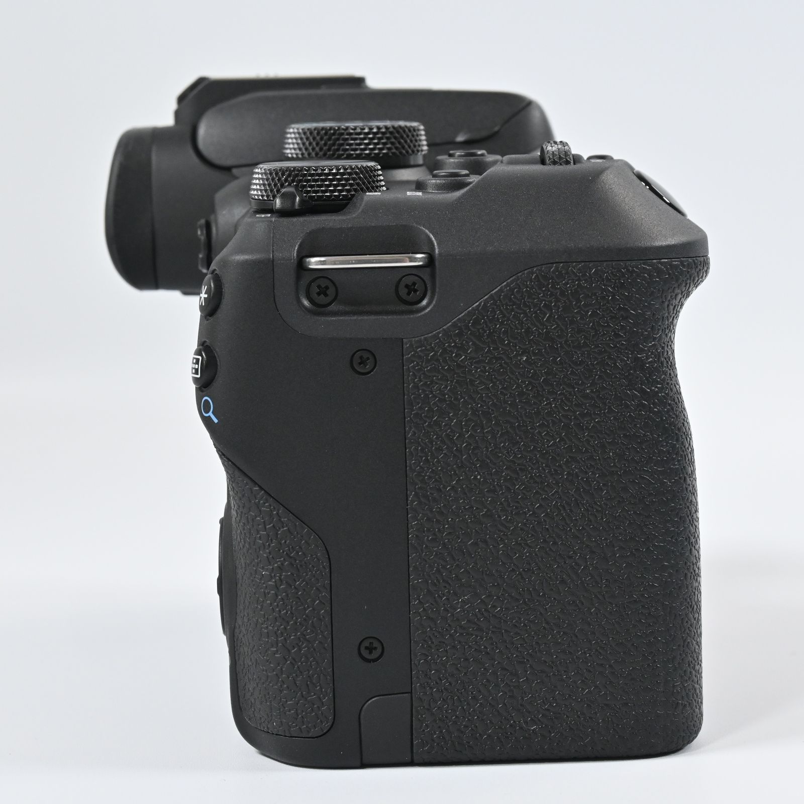 Canon EOS R10 ボディ ショット数 2000以下 - メルカリ