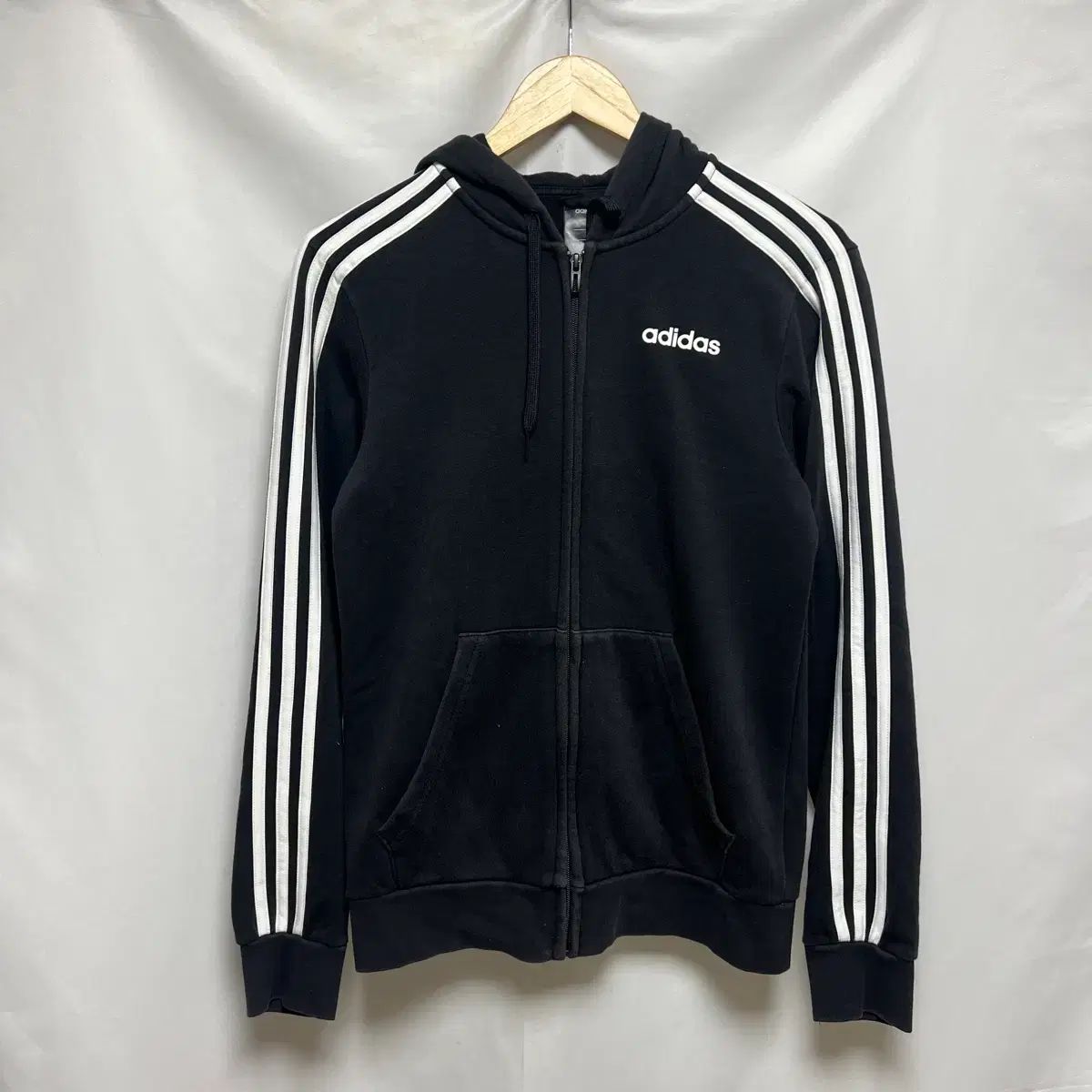 正規品/S adidas 3本線 フードジップアップ フルジップアップ ブラック トラックジャージ (ヨーロッパ)