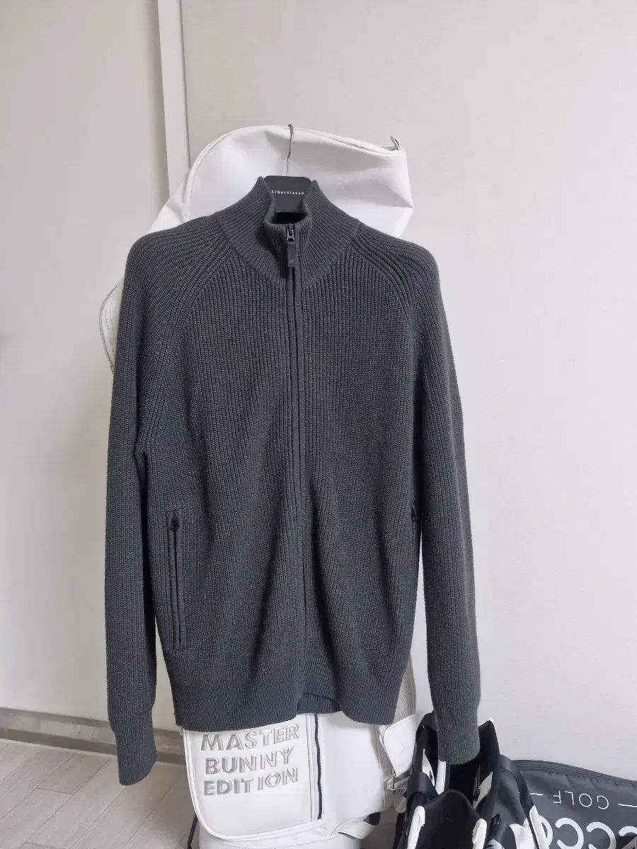 J リンドバーグ ニット フルジップアップ