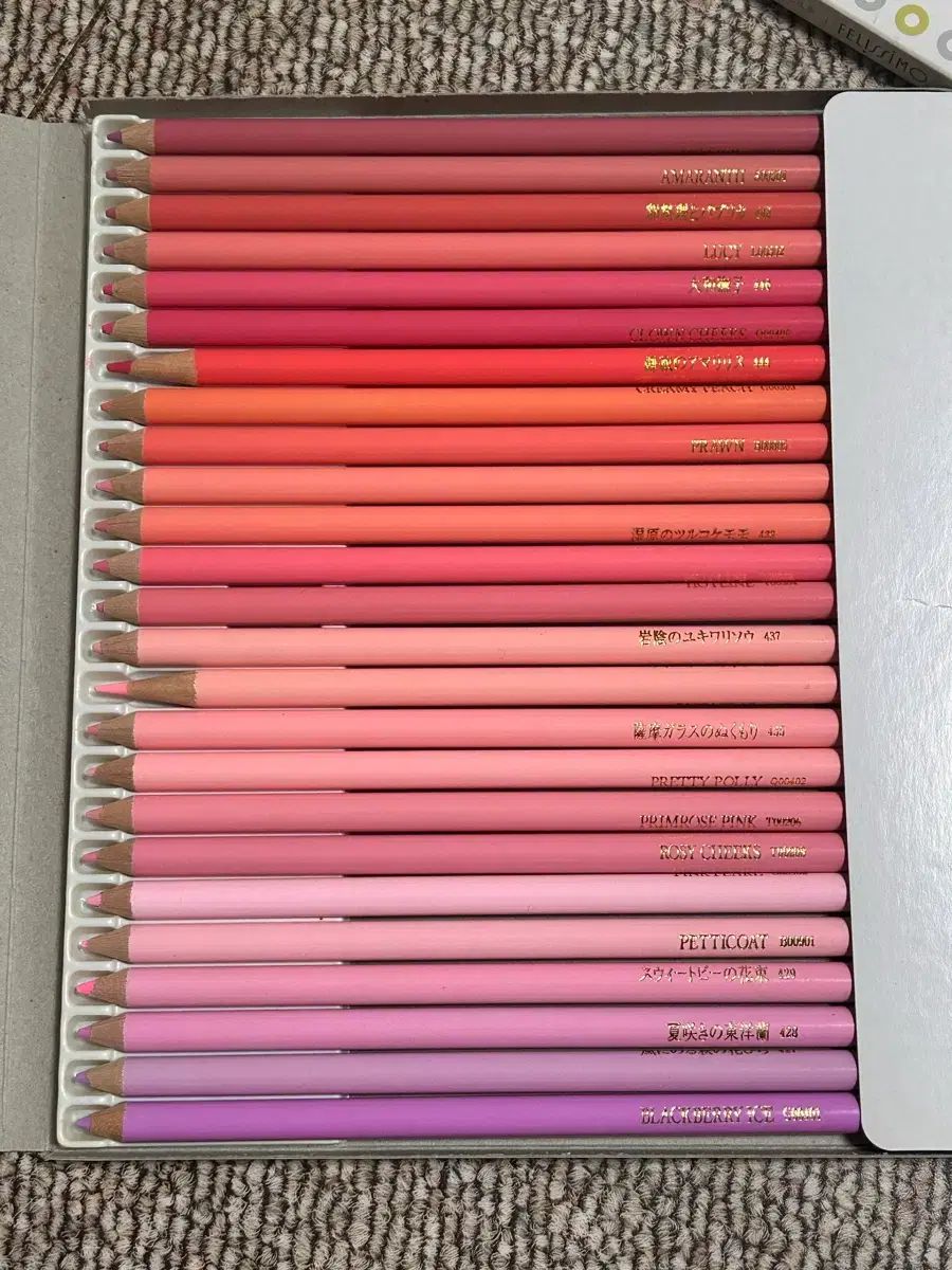 日本フェリシモ 500色鉛筆 25本 - 018号 - メルカリ