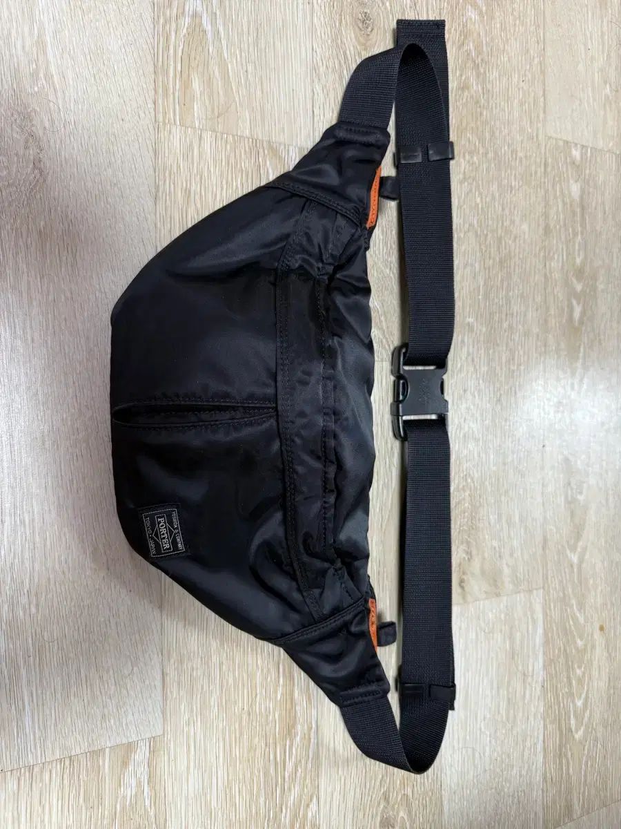 ポーター タンカー ウェストバッグ ブラック