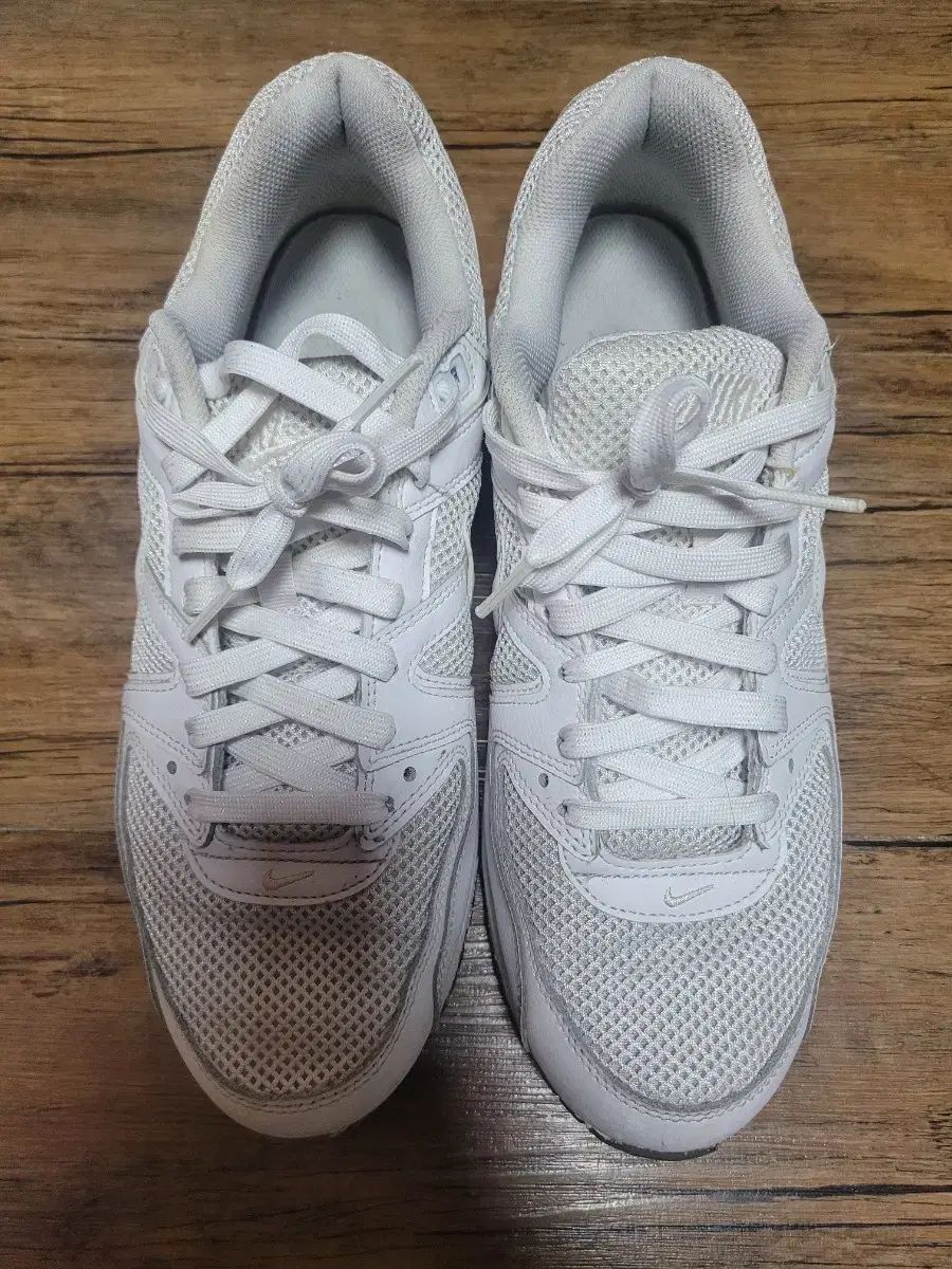 ナイキ エアマックス コマンド メンズ ランニングシューズ Airmax 629