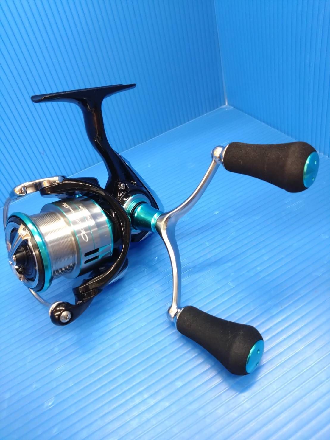 ダイワ 23エメラルダスRX FC LT2500S－H－DH スピニング W