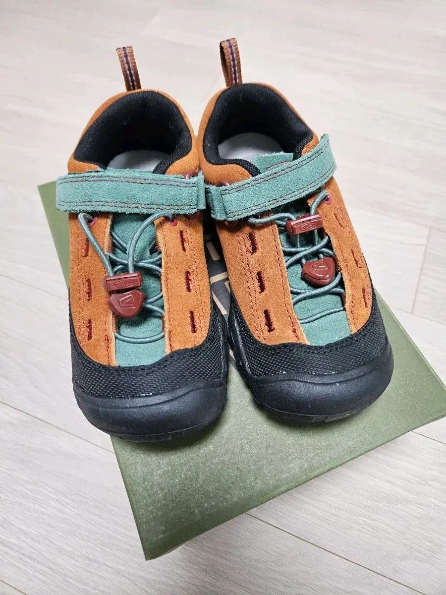 KEEN キーン キッズ ジャスパー II 180