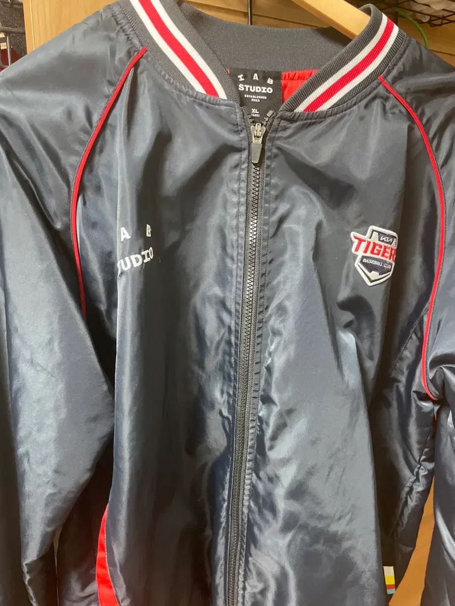 23 KIAタイガース 秋冬用アウター XL