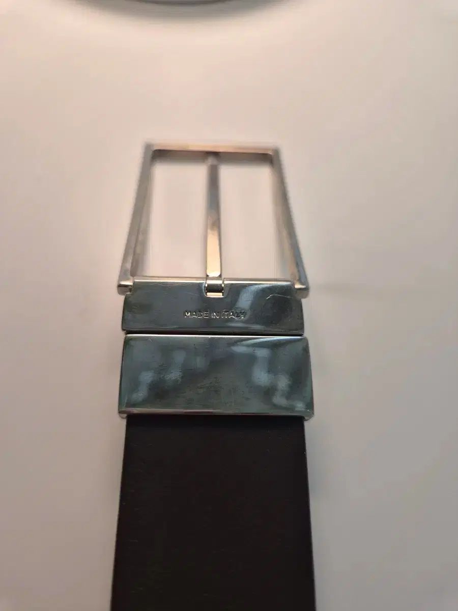 ディオール リバーシブル ベルト ストア