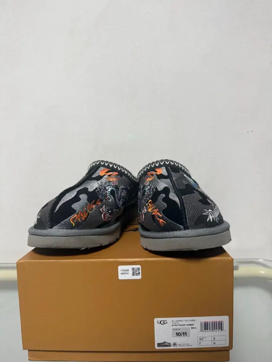 UGG x PALACE タスマン スリッパ ブラック カモフラ