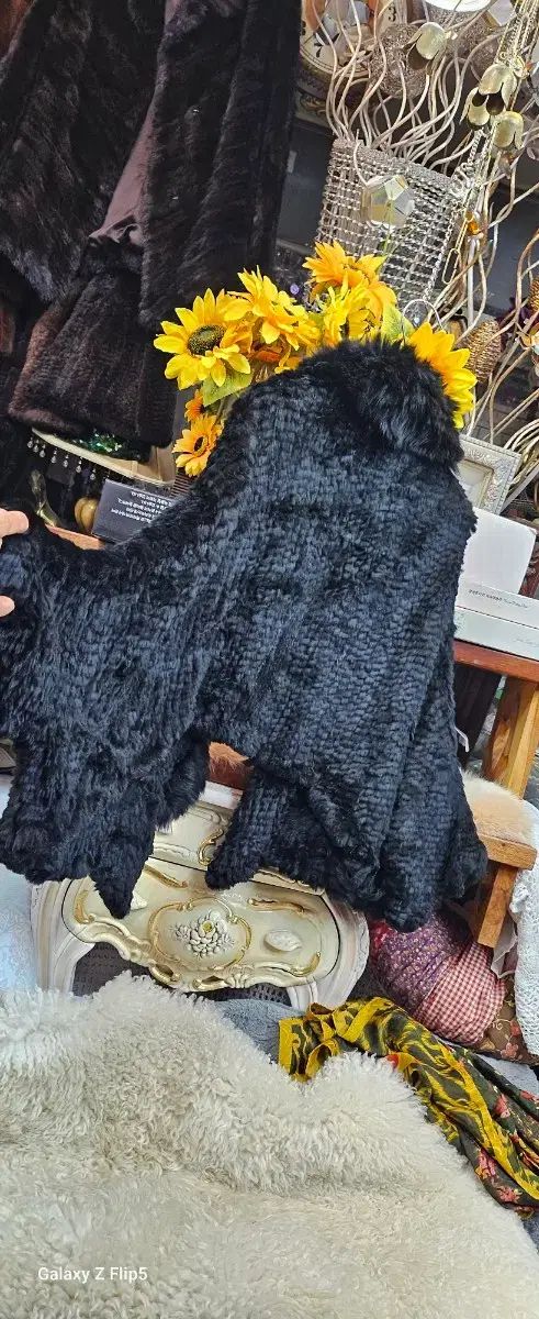 ブラック天然レックスショートハーフジャケット