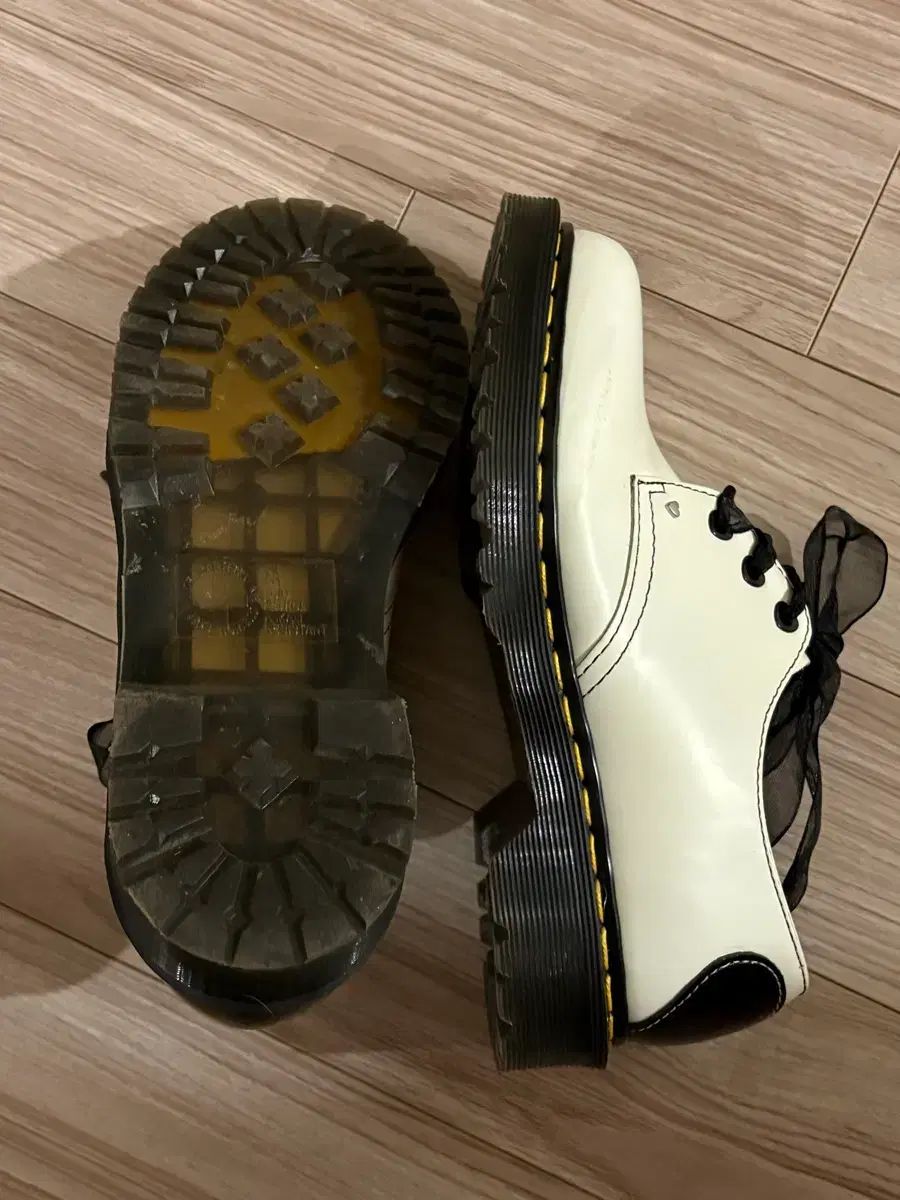  DR. MARTENS ドクターマーチン 3ホール 230 フラットシューズ バレエシューズ パンプス