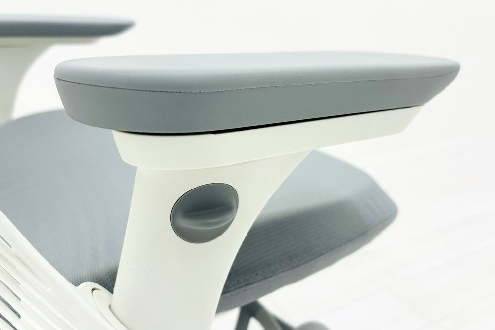 ミドルバック Herman