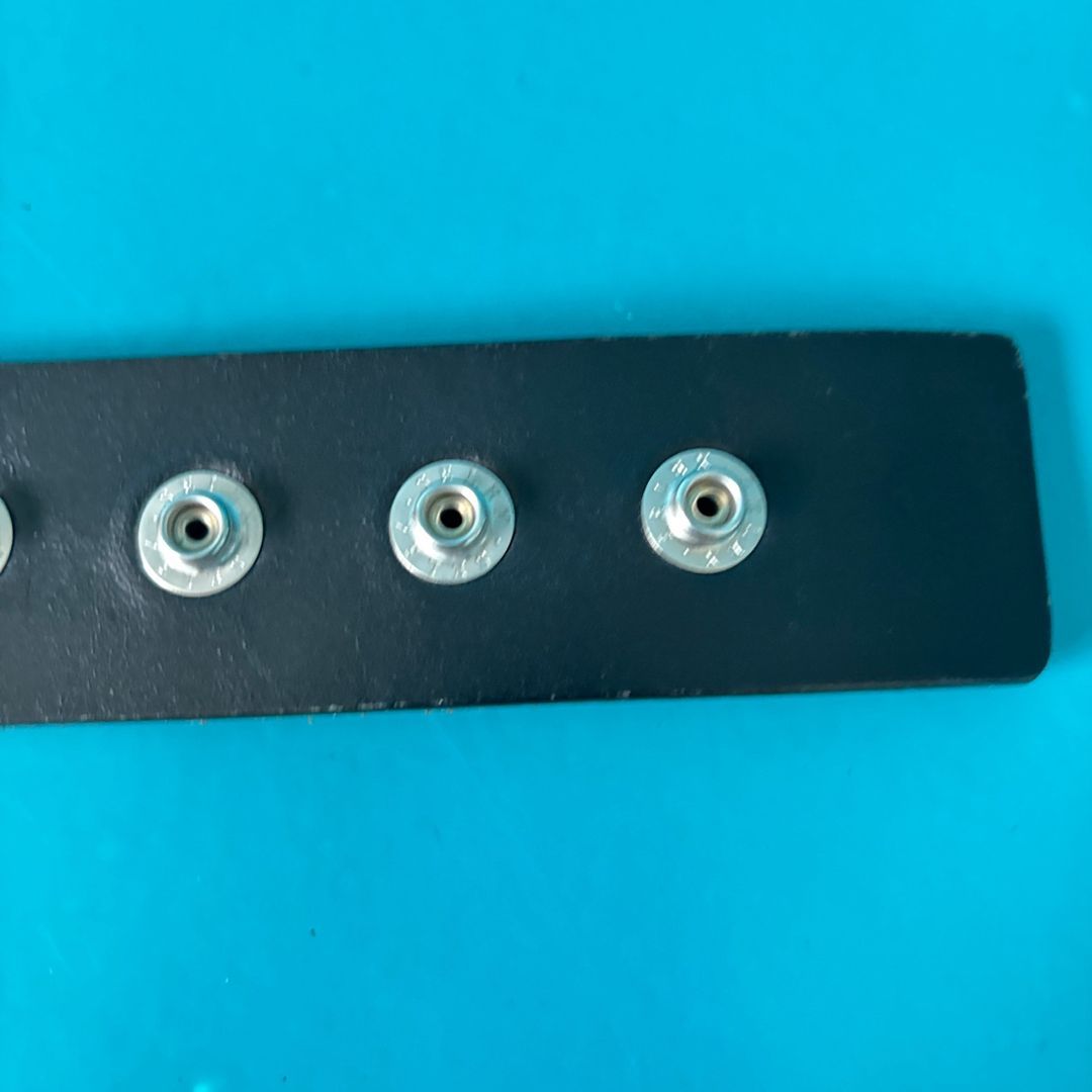  A 15 ヴィヴィアンウエストウッド スプリットオーブ レザー ベルト ベルト 小物