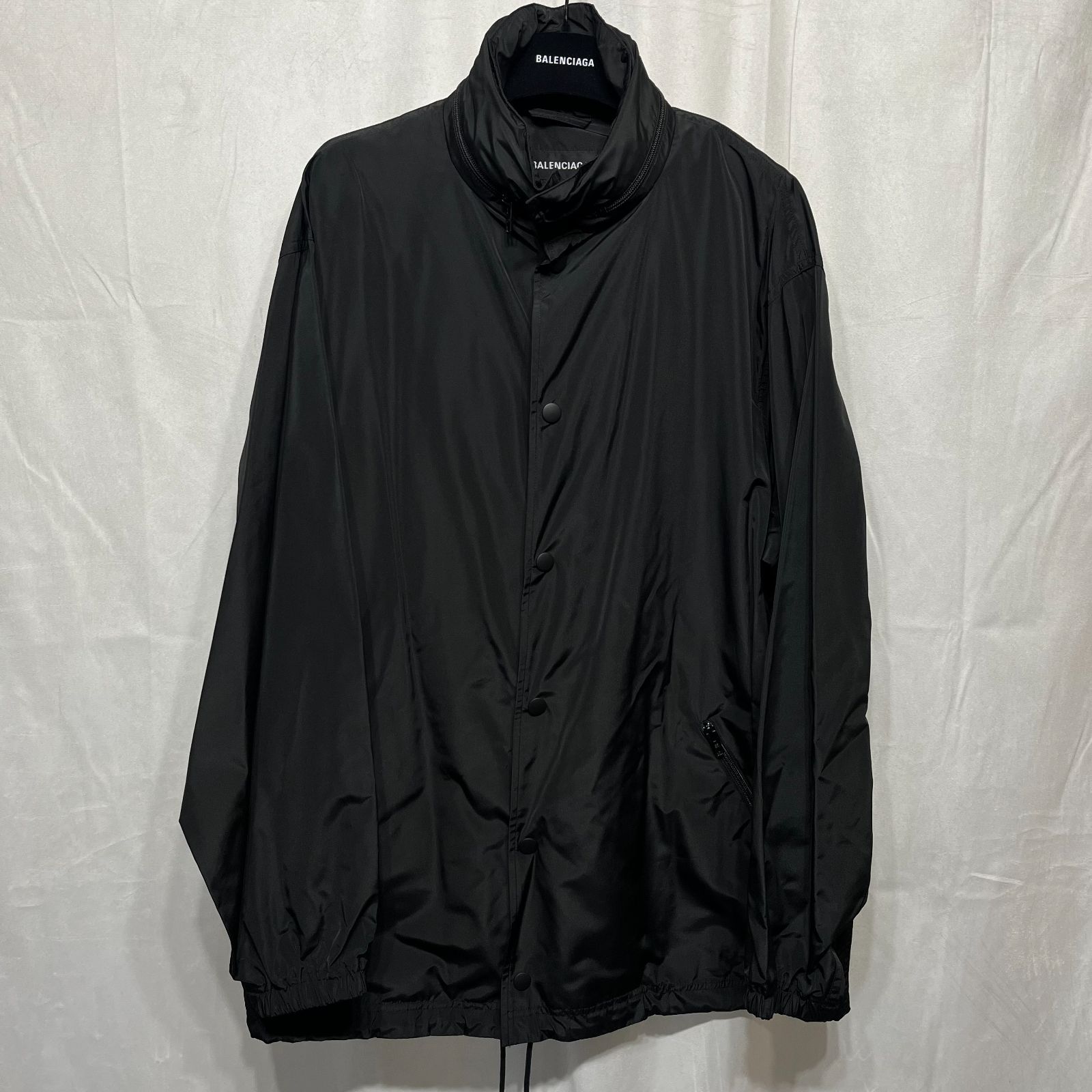 美品　BALENCIAGA バレンシアガ　ナイロンジャケット TEM18 BALENCIAGA バレンシアガ ○ 18AW 571437 TYD36 Back Logo Nylon