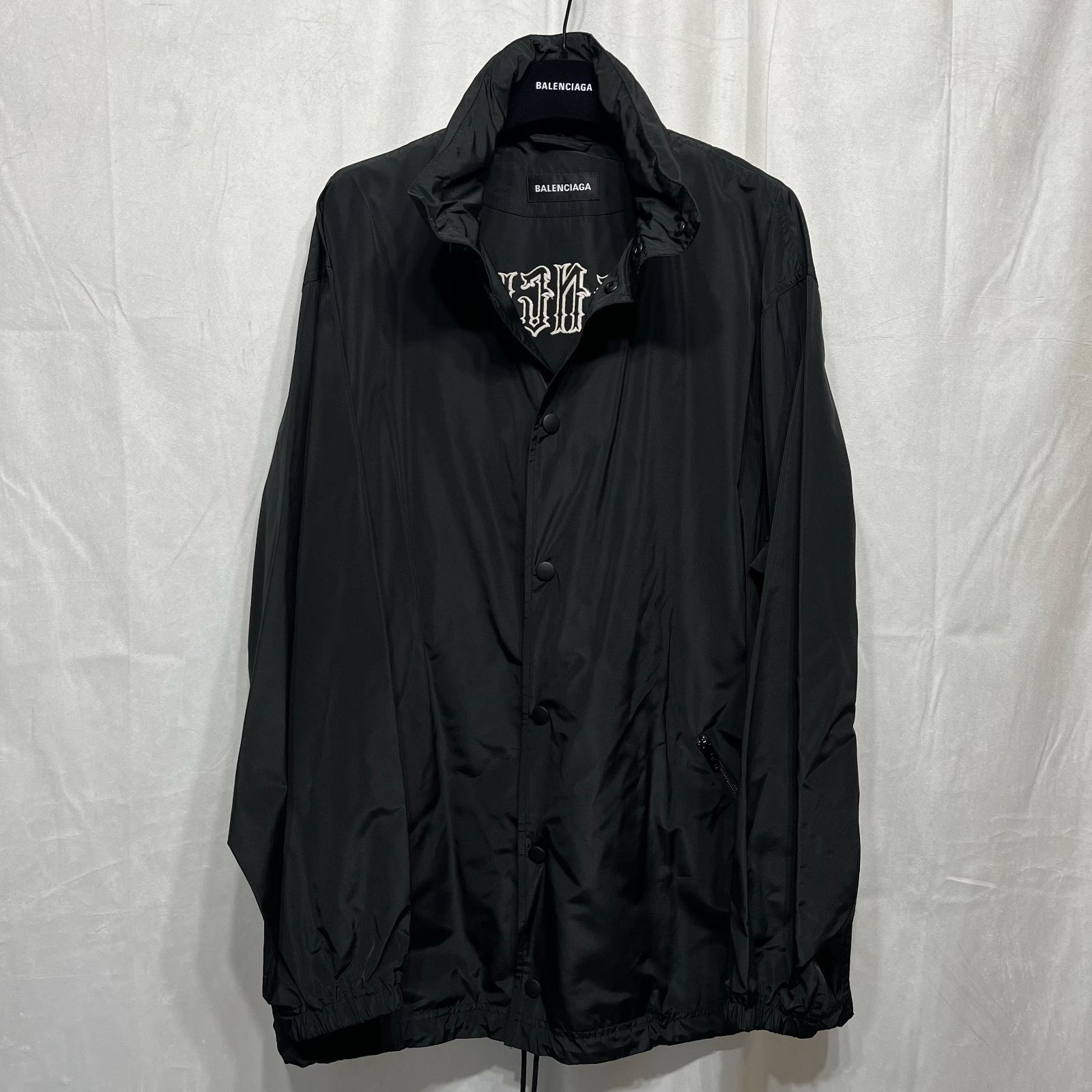 美品　BALENCIAGA バレンシアガ　ナイロンジャケット TEM18 楽天市場】美品□18AW BALENCIAGA/バレンシアガ 571450 レインボーロゴ