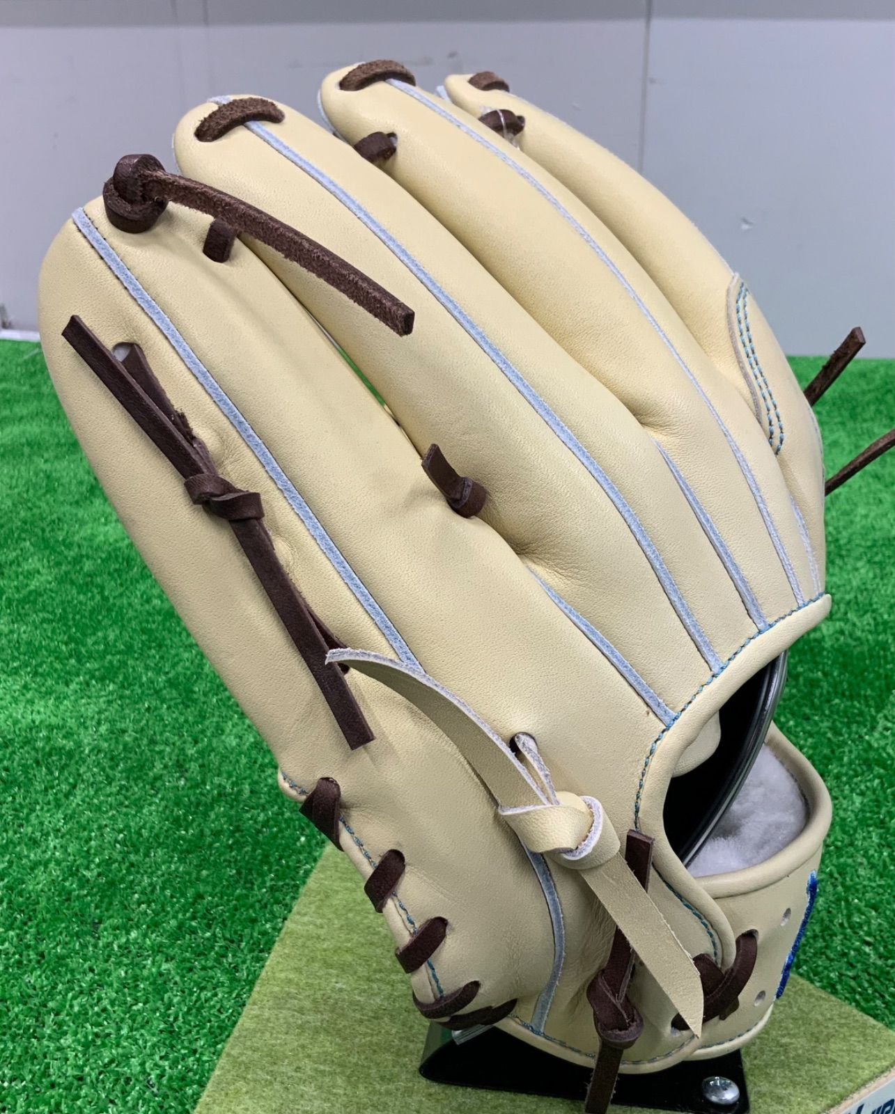 期間 クリマス 20 OFF D×M硬式用グラブ 右投 内野手用 ショップ モデル