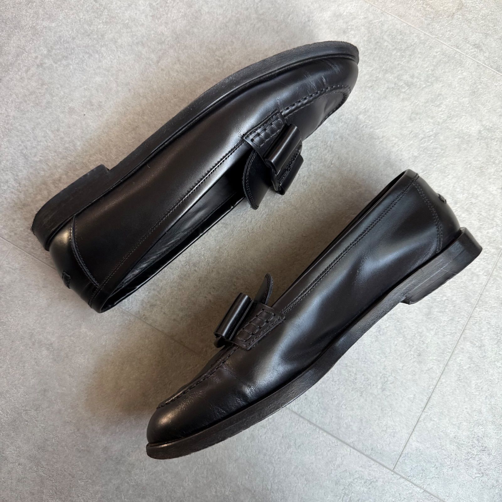 【美品】 Ferragamo ローファー ヴァラリボン 25cm ブラック 美品 SalvatoreFerragamo サルヴァトーレフェラガモ VIVA ヴァラリボン