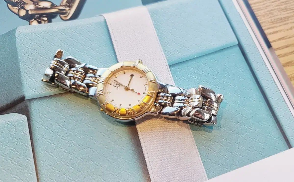 FENDI フェンディ 920 ゴールド コンビ リストウォッチ