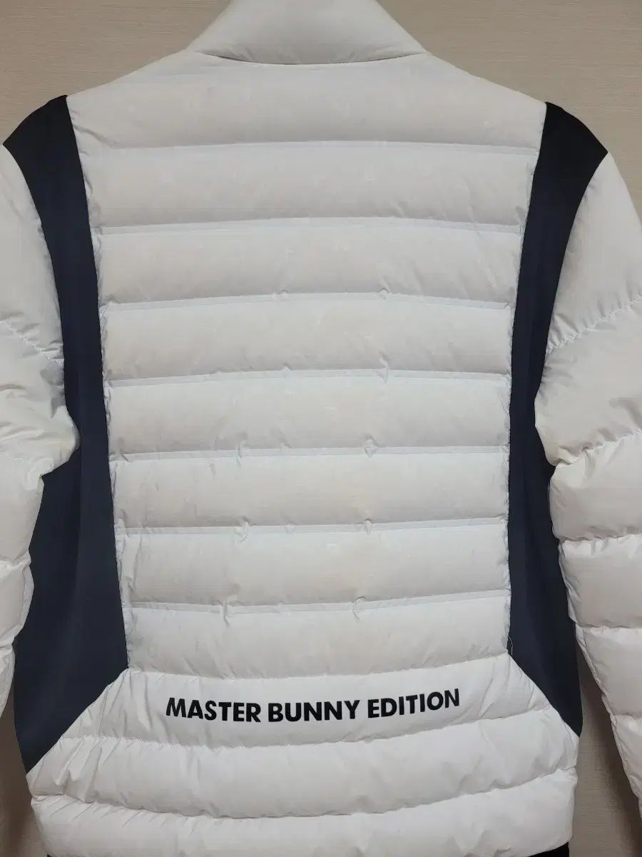 マスターバニーエディション メンズ ハイネック グースダウン アウター