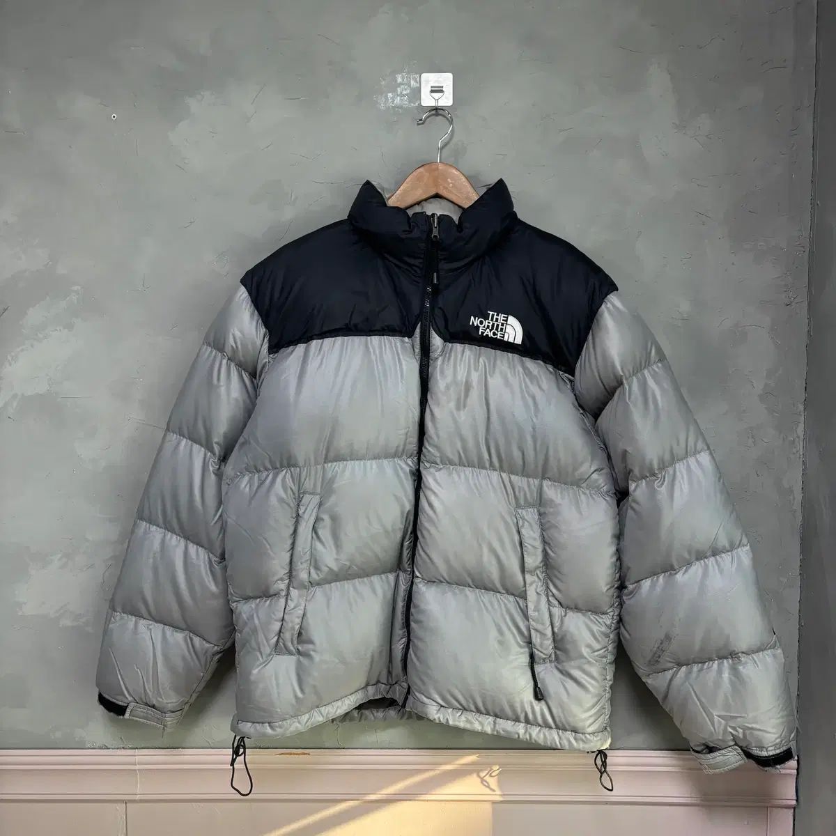THE NORTH FACE ザノースフェイス 700 センターロゴ Nuptse(ヌプシ 