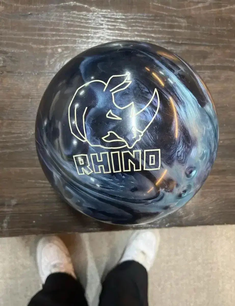 BRUNSWICK ブランズウィック ライノ ボーリング ブラック ミッドライン ブロンコ ソフトボール