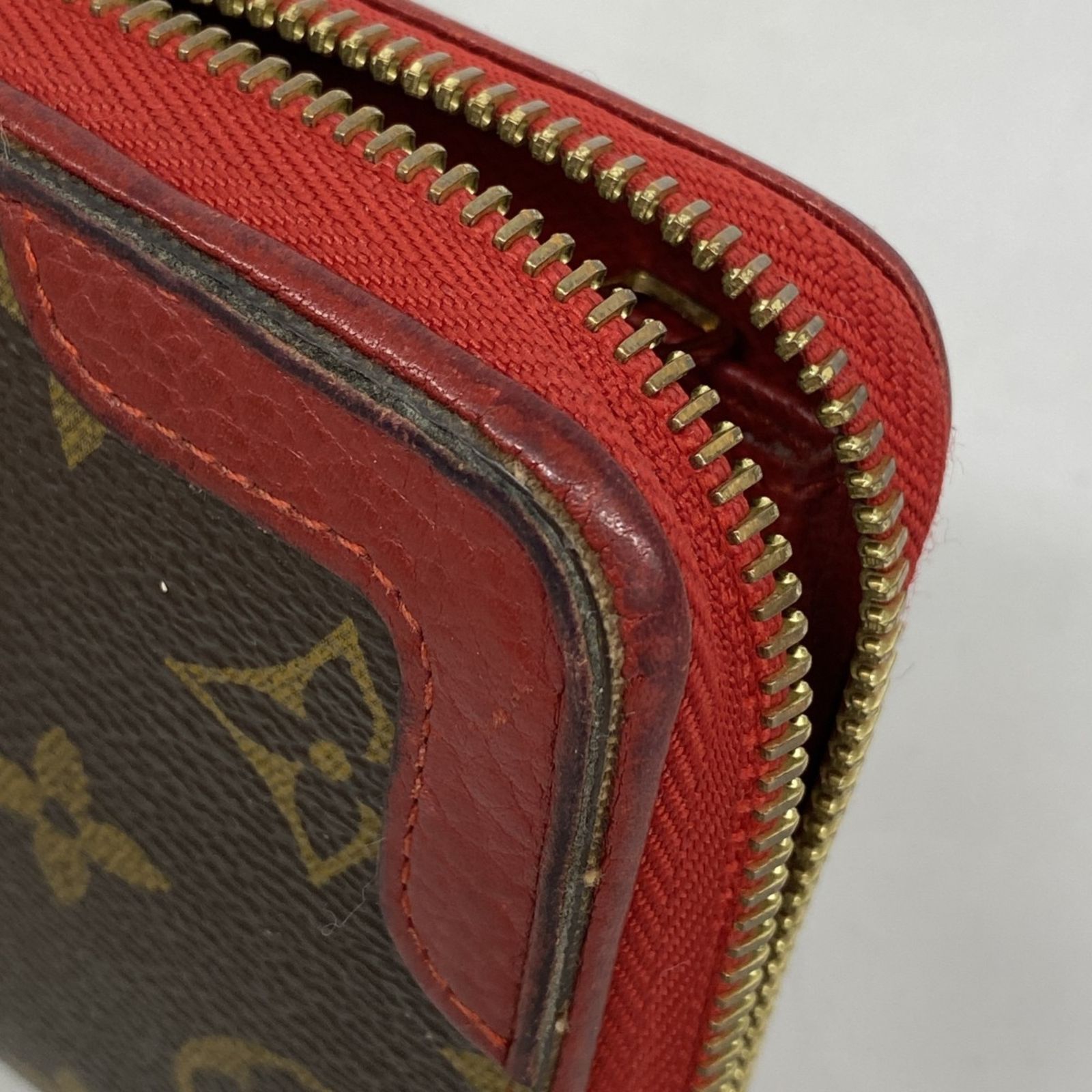 レティーロ ジッピーウォレット