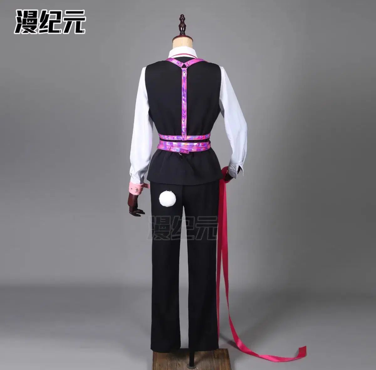 ラビットホール初音ミク コスプレ