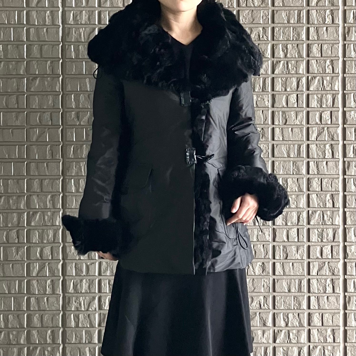 RES RALIQUE シルク100% 着脱式レッキスファー付きのコート ブラック 