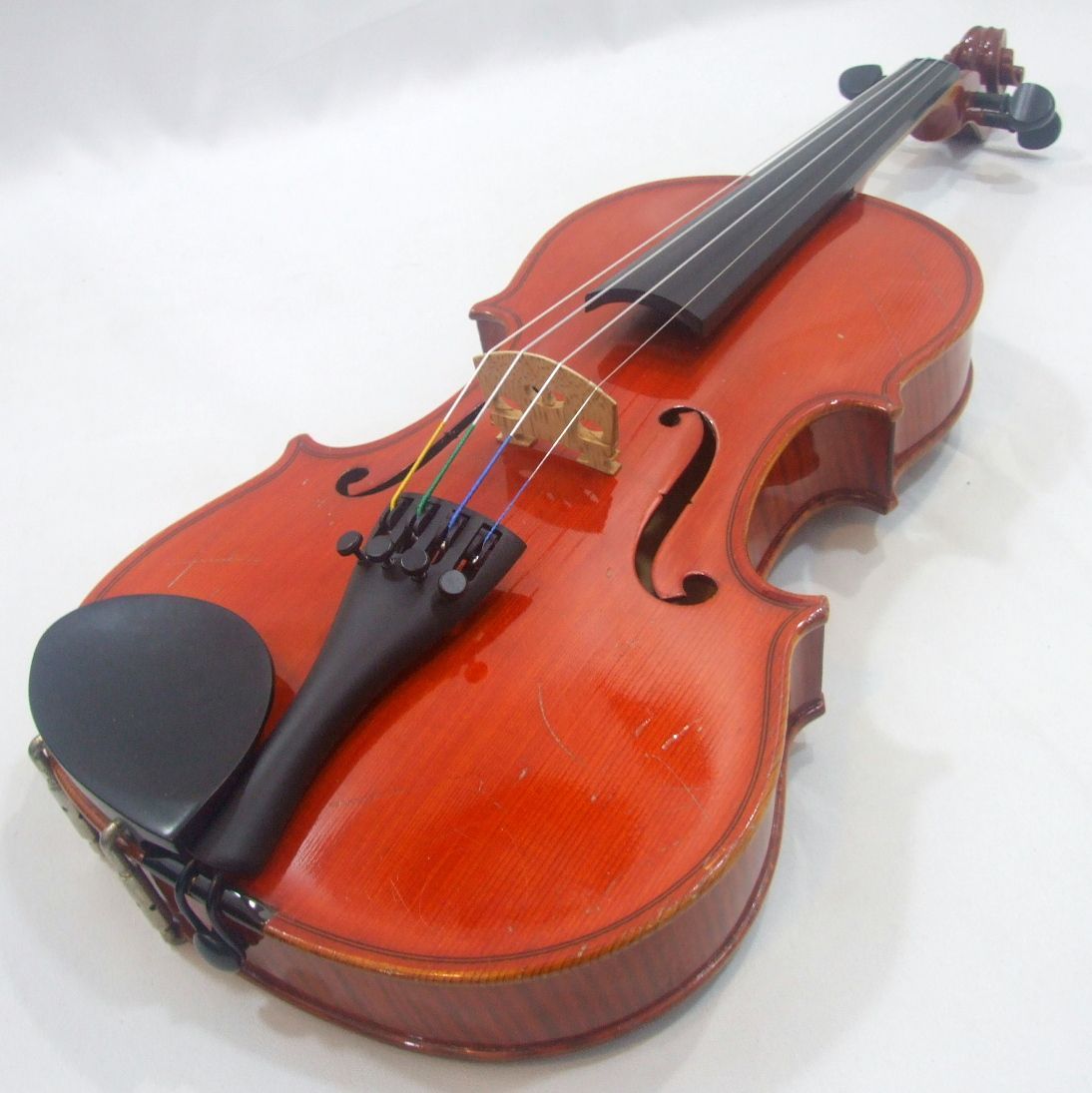 スズキ分数バイオリン1/2 No.330 ケース、弓付き スズキ分数バイオリン1/2 No.330 ケース、弓付き