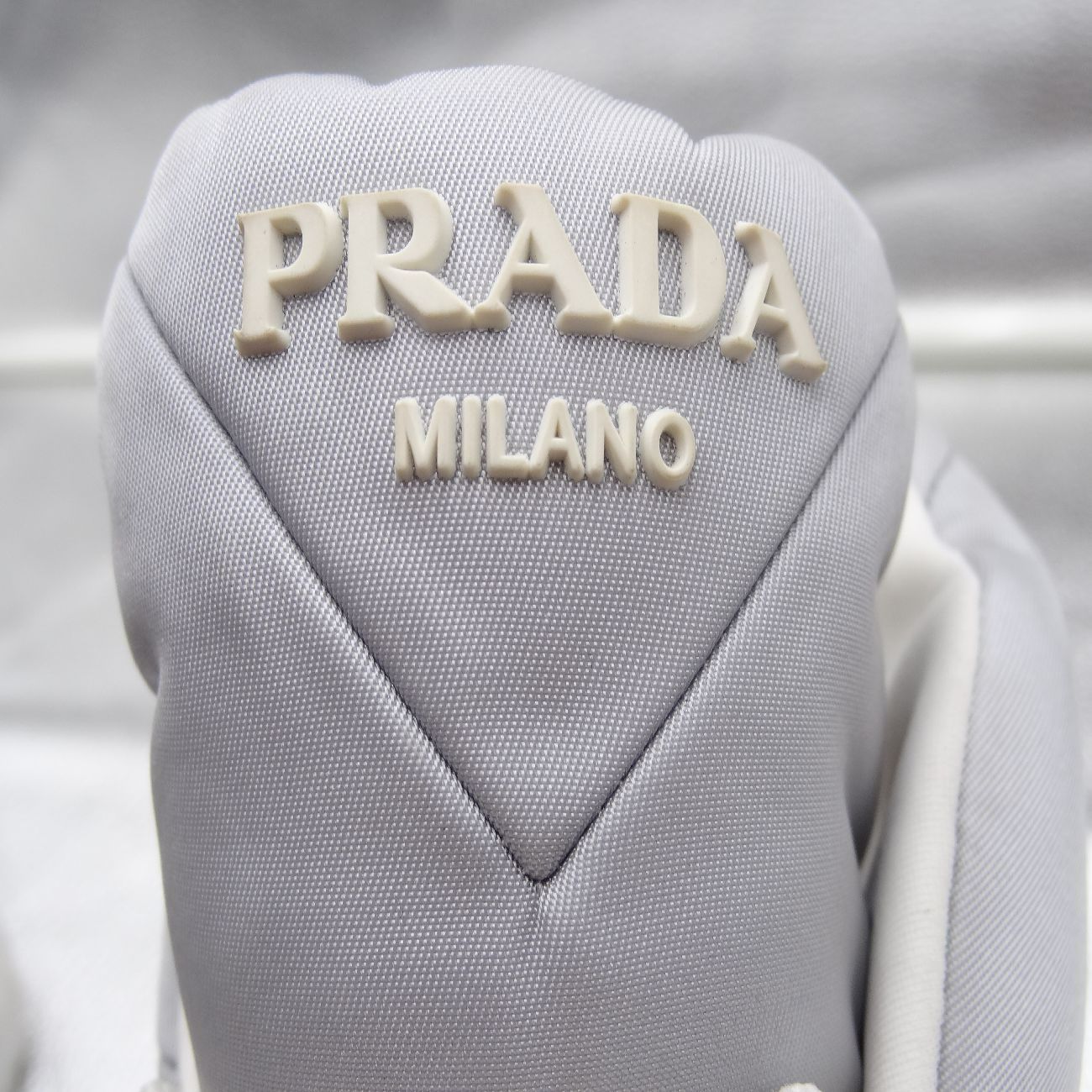 PRADA プラダ Re-Nylon リナイロン ハイカットスニーカー 三角ロゴ 