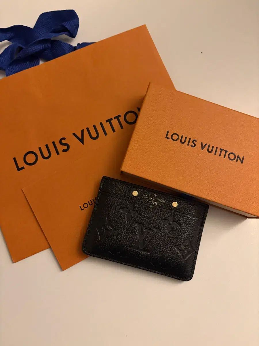 ルイヴィトン エンブロイダリー カードホルダー ブラック