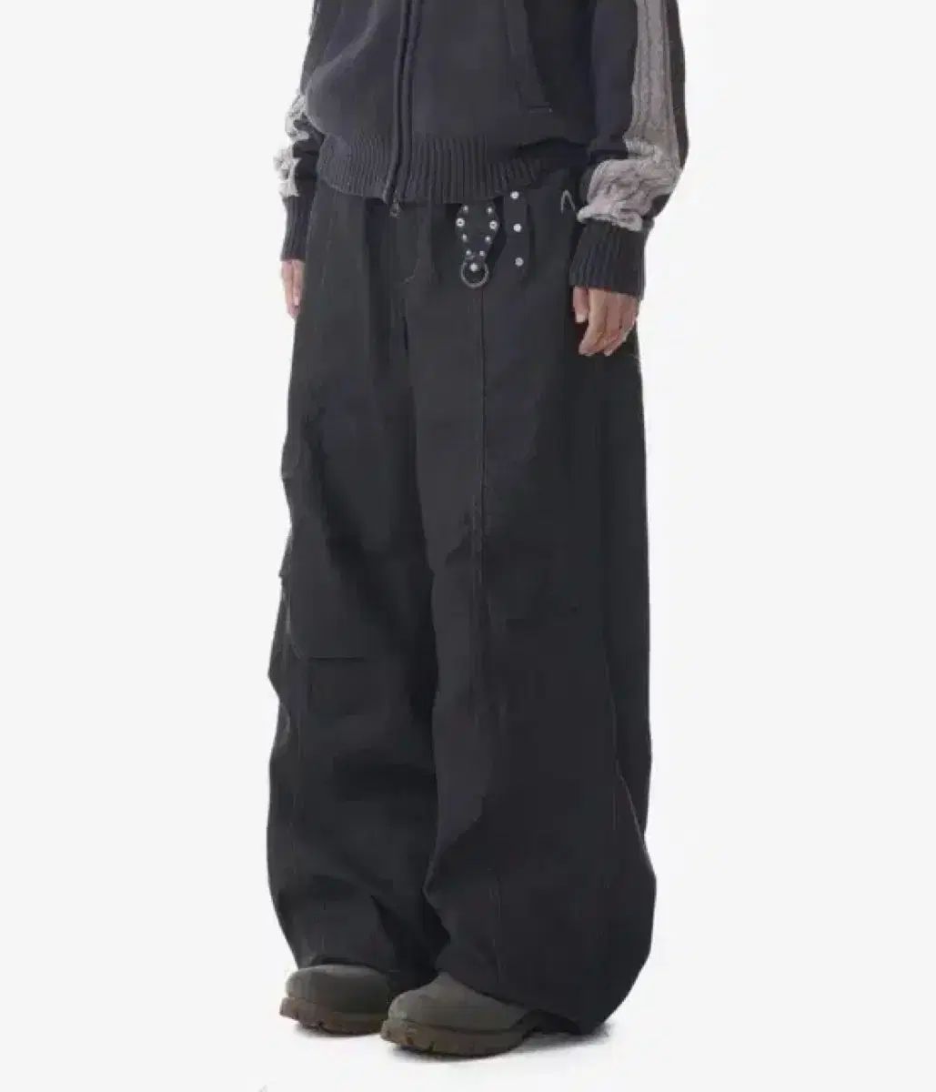 アーカーM 98 ピンタック デニムパンツ 1