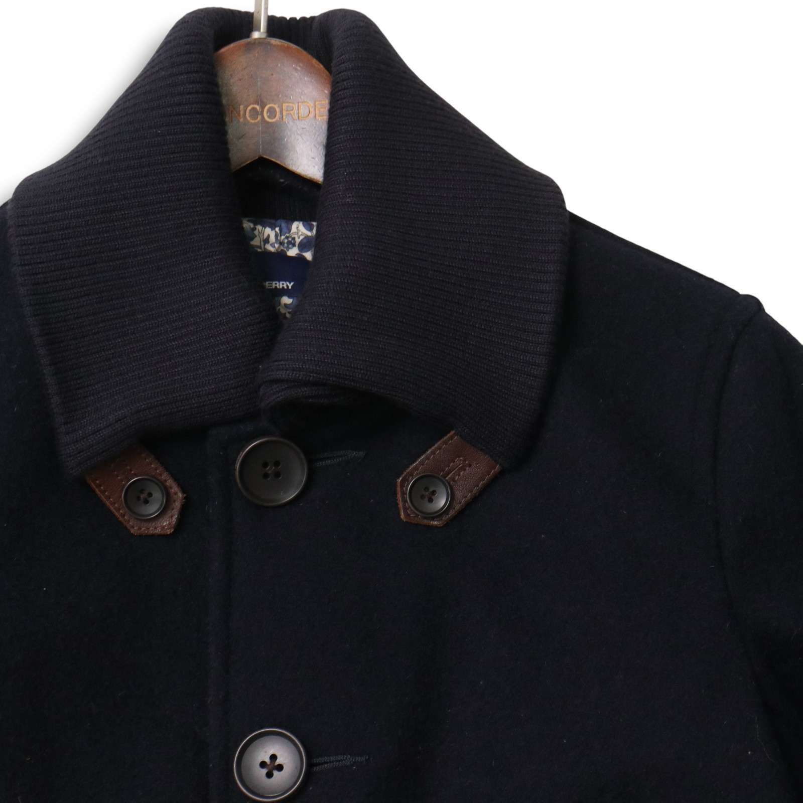 美品　フレッドペリー　(L) ドンキーコート　メンズ　ウールメルトン　肉厚　紺 FRED PERRY フレッドペリー 秋冬☆ 裏地花柄 メルトンウール ドンキー