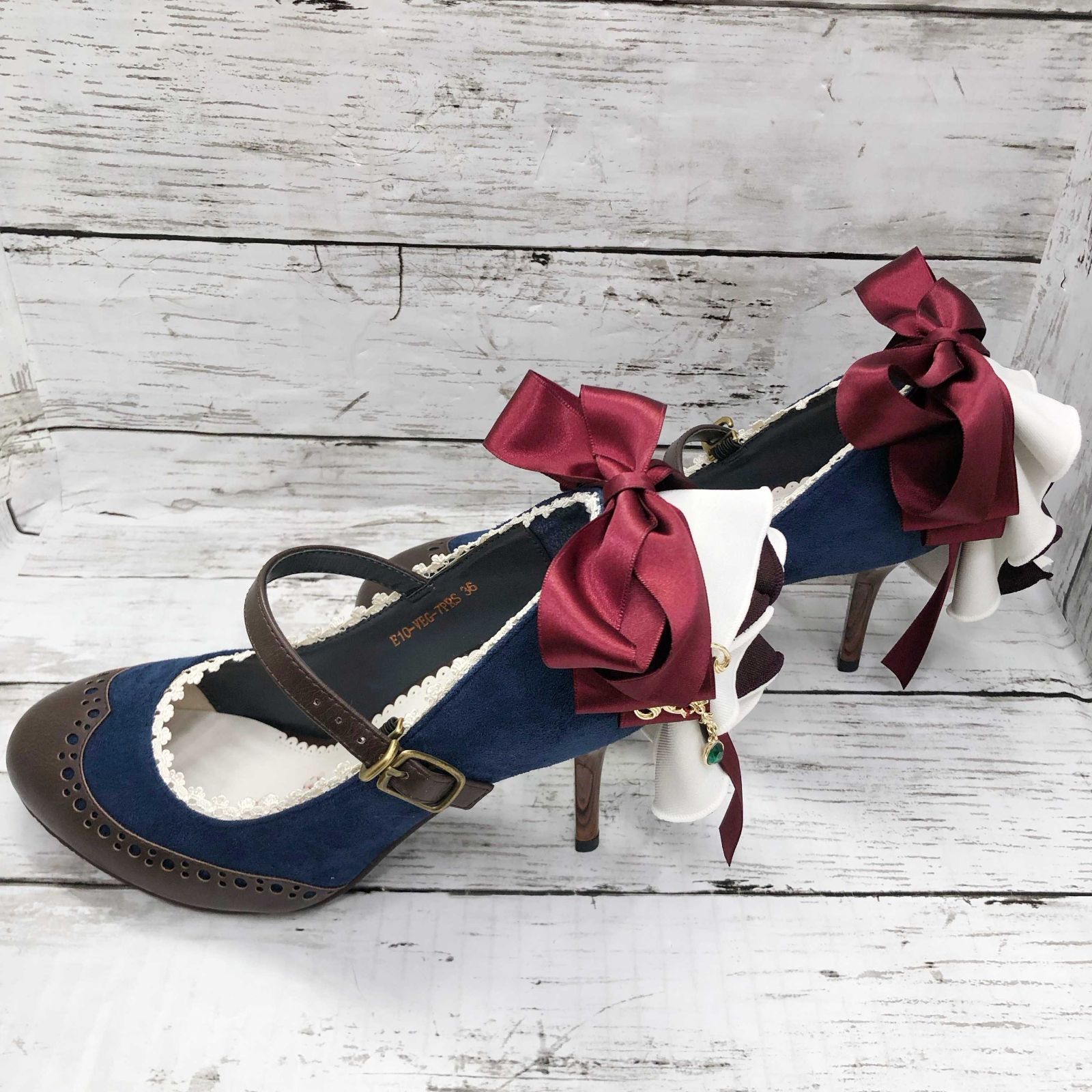 ｍａｙｌａ ｃｌａｓｓｉｃ マイラ クラシック ヴァイオレット エヴァーガーデン パンプス 36 Akora アコラ コラボ