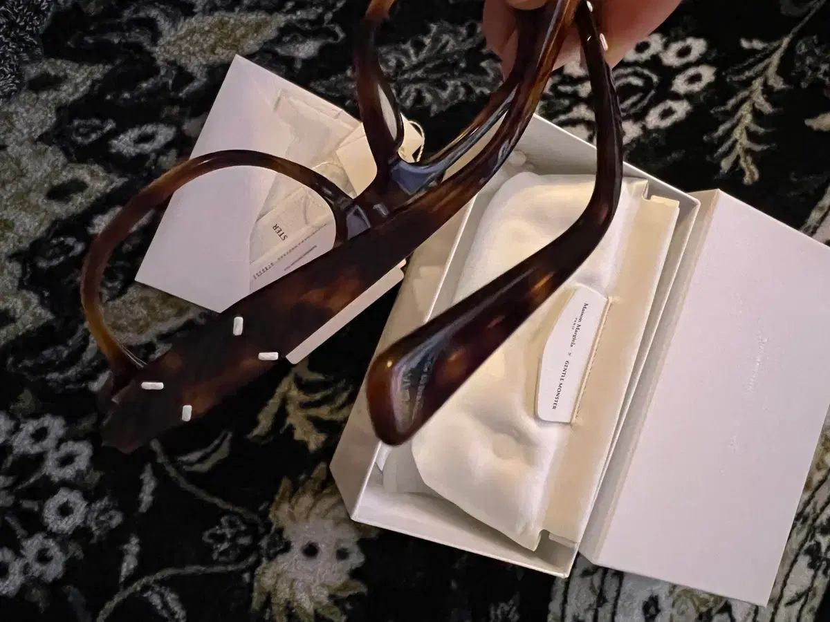 ジェントルモンスター メゾンマルジェラ MM 113