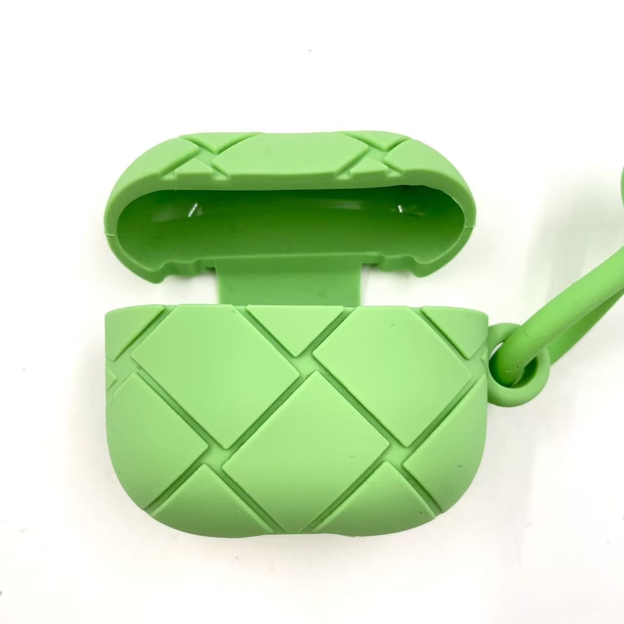 BOTTEGA VENETA イントレチャート イヤホンケース ラバー ライト