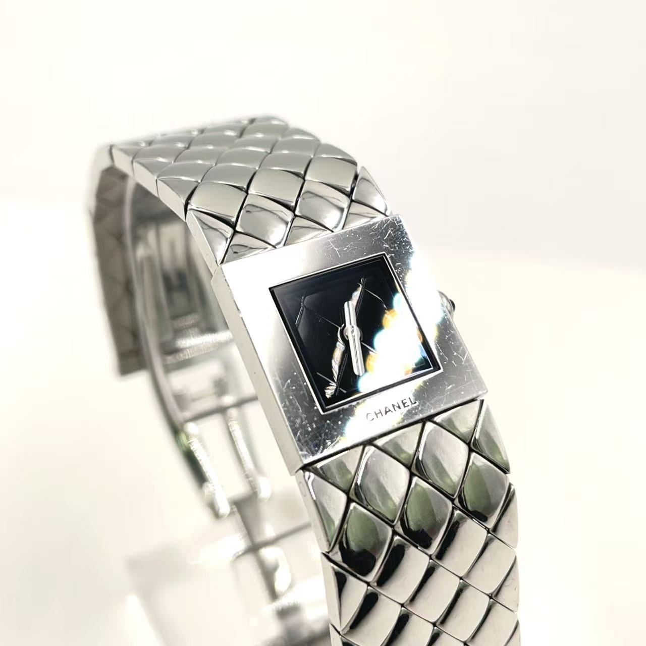 CHANEL マトラッセ SS×ステンレス シルバー×ブラック クオーツ シルバー H 0009
