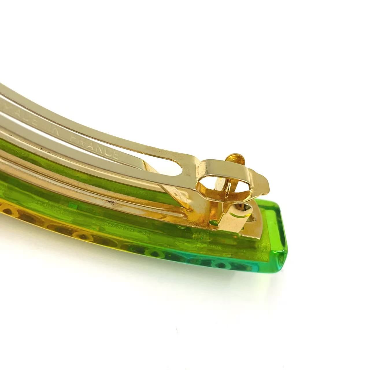 CHANEL ココマーク レインボー プラスチック マルチカラー バレッタ