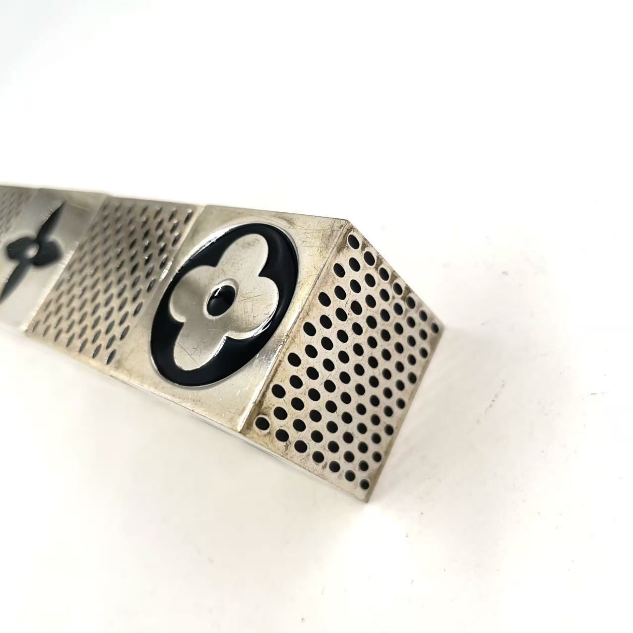 LOUIS VUITTON LVキューブ マグネット モノグラム 非売品 ノベルティ