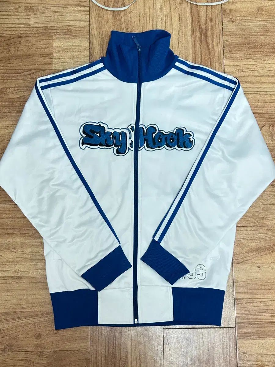 アディダス ヴィンテージ スカイ フック ジャージ ブルー あのちゃん風
