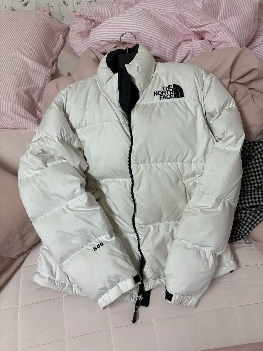 THE NORTH FACE ザノースフェイス ヌプシ 600 白